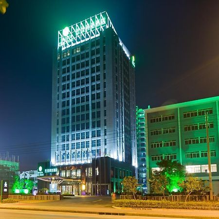Bavaria City Hotel Бейхай Екстериор снимка