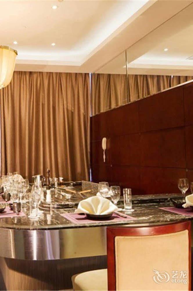 Bavaria City Hotel Бейхай Екстериор снимка