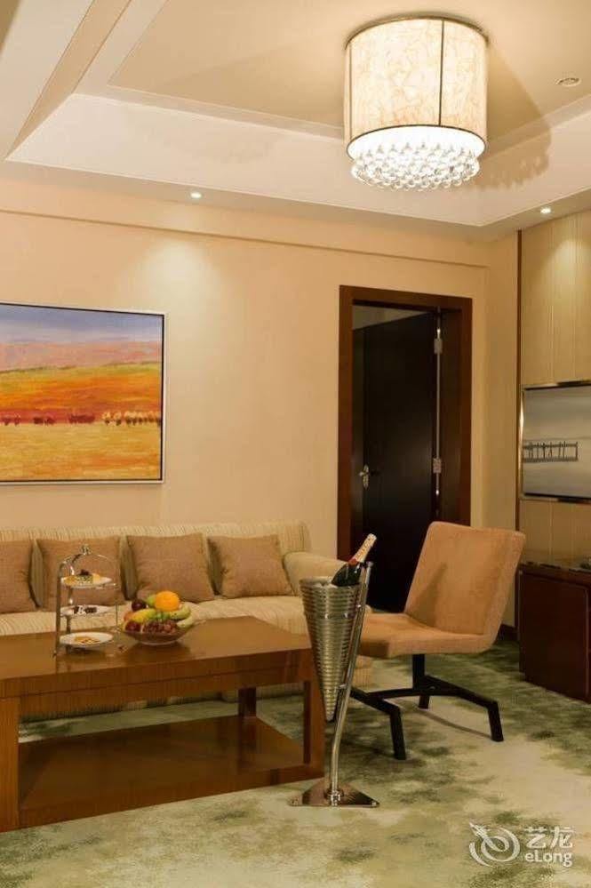Bavaria City Hotel Бейхай Екстериор снимка