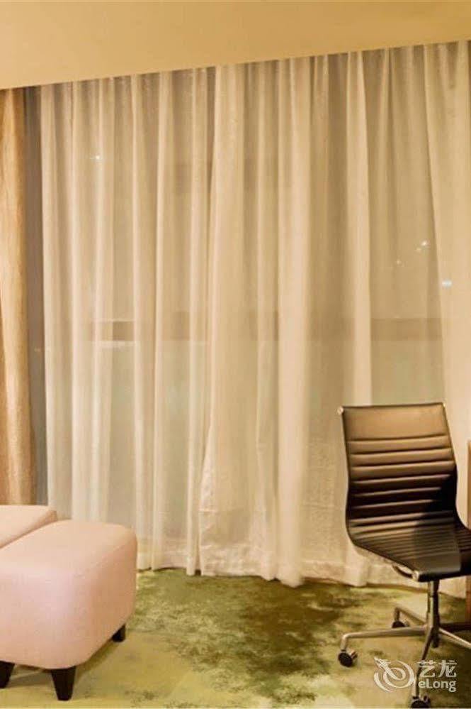 Bavaria City Hotel Бейхай Екстериор снимка